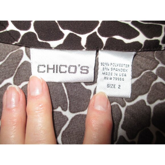 Chicos Black & White Animal Print Wrap Top Blouse Size 2 Polyester Spandex Long - Picture 6 of 6